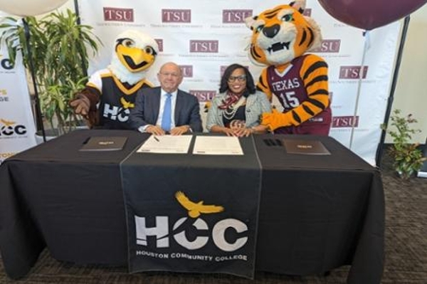 TSU President Lesia L. Crumpton-Young and HCC Chancellor Cesar Maldonado 